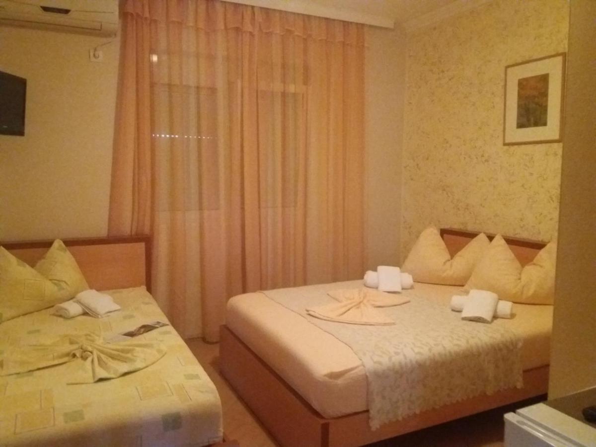 Apartmants Elisa ウルツィニ エクステリア 写真